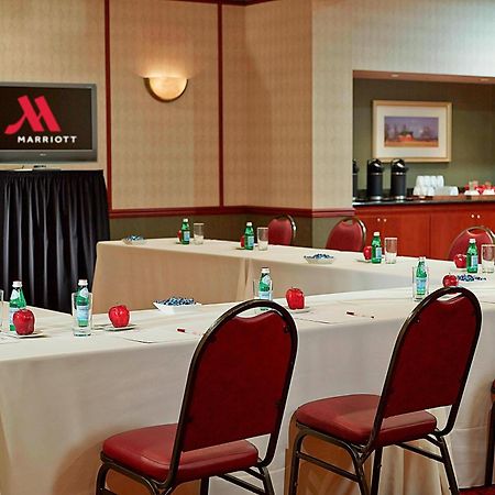 Marriott Hartford/Windsor Airport Hotel Ngoại thất bức ảnh