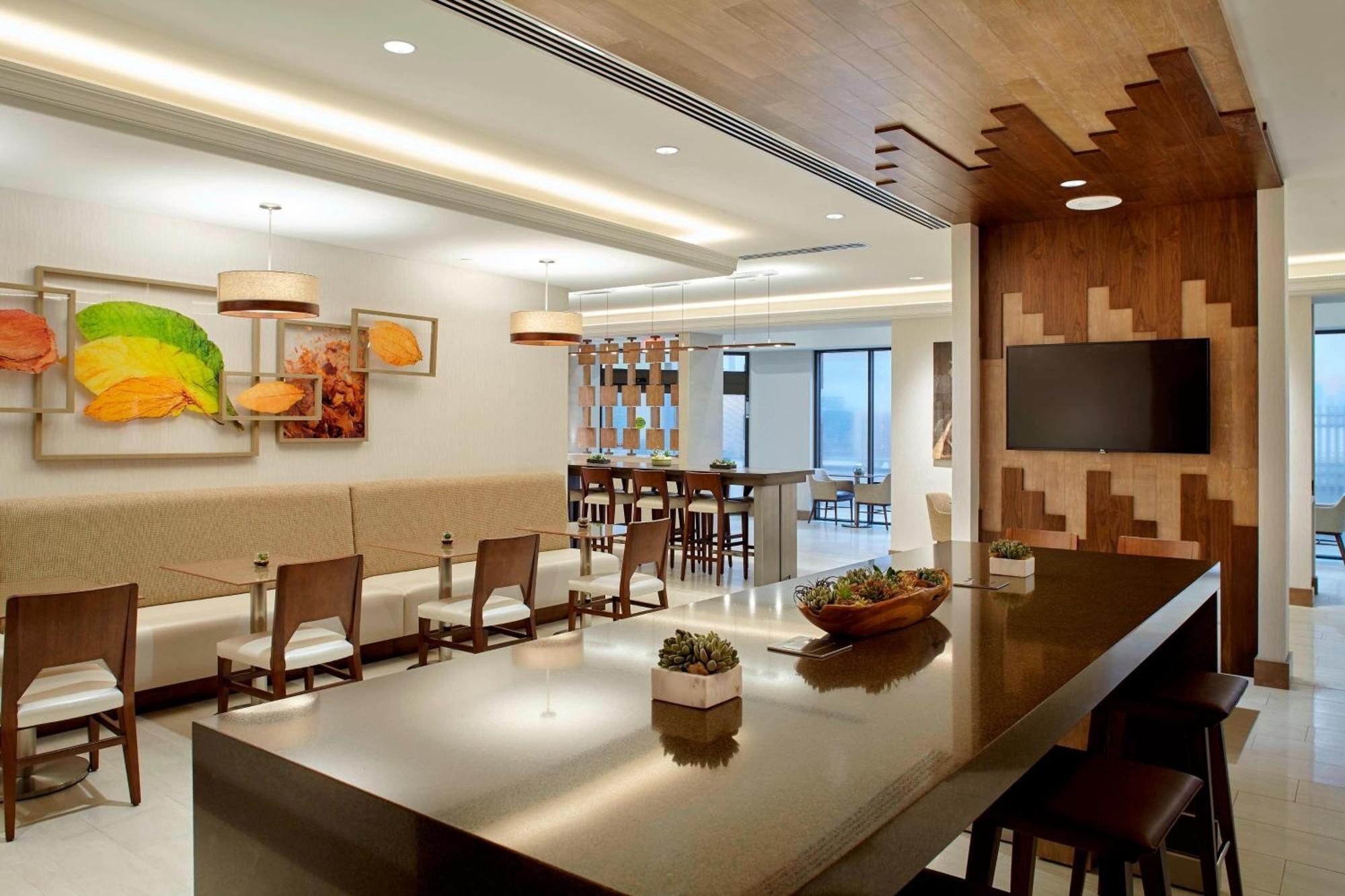 Marriott Hartford/Windsor Airport Hotel Ngoại thất bức ảnh