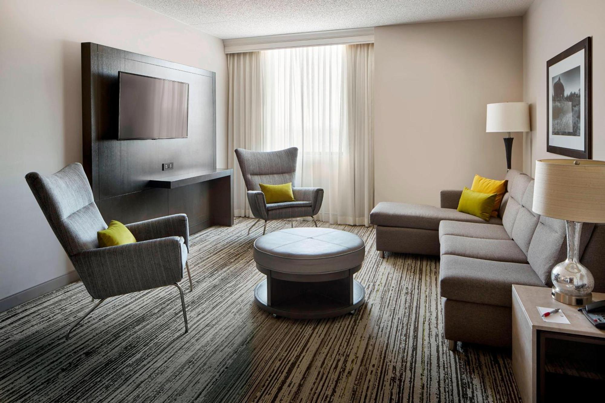 Marriott Hartford/Windsor Airport Hotel Ngoại thất bức ảnh