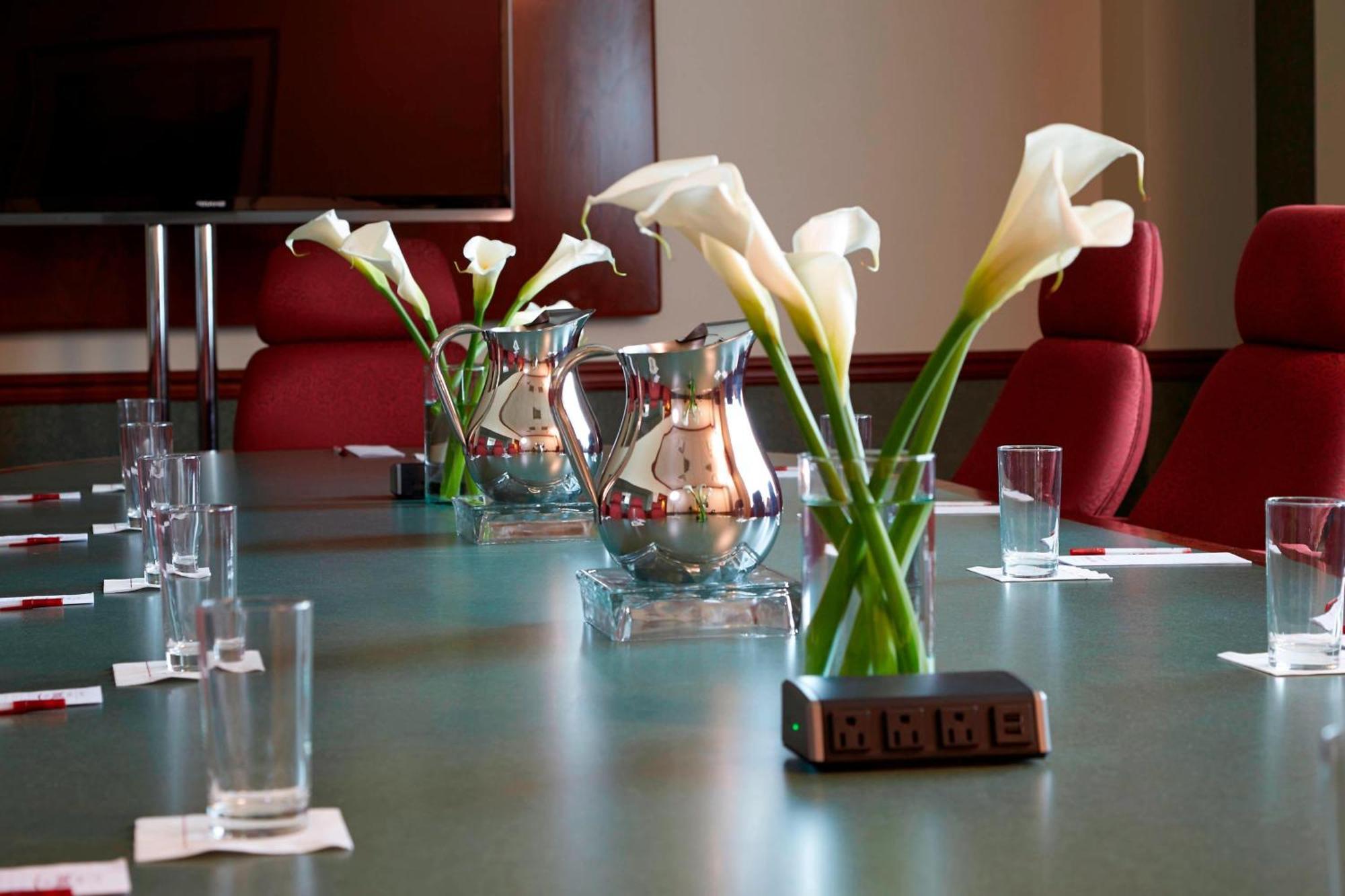 Marriott Hartford/Windsor Airport Hotel Ngoại thất bức ảnh
